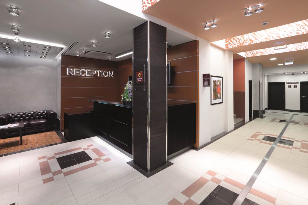PRG_70009_CLARION_CITY_1214_04.jpg