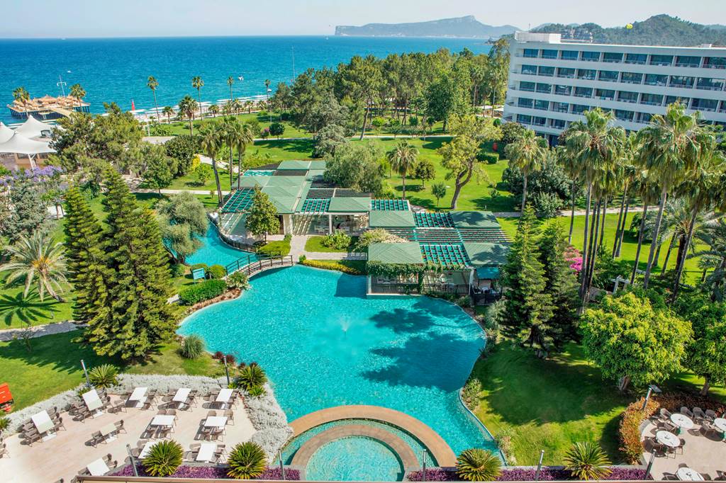 AYT_85685_Mirage_Park_Resort_0723_10.jpg