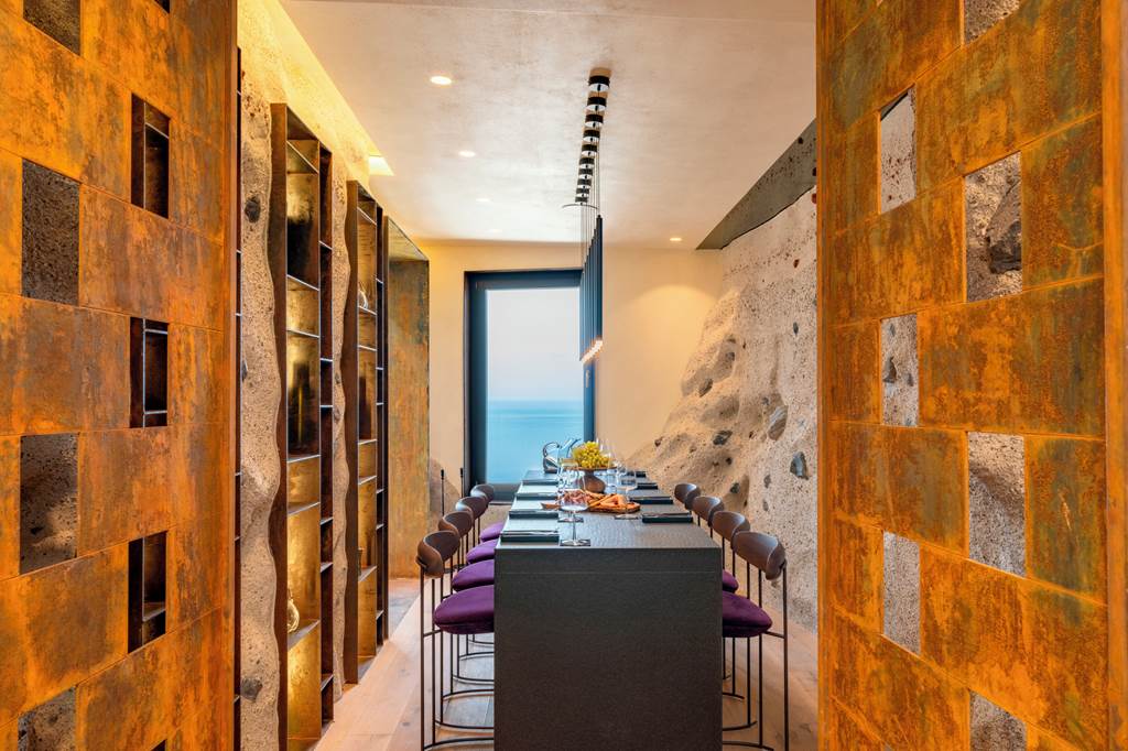 JTR_87167_Santo_Mine_Oia_Suites_0224_07.jpg