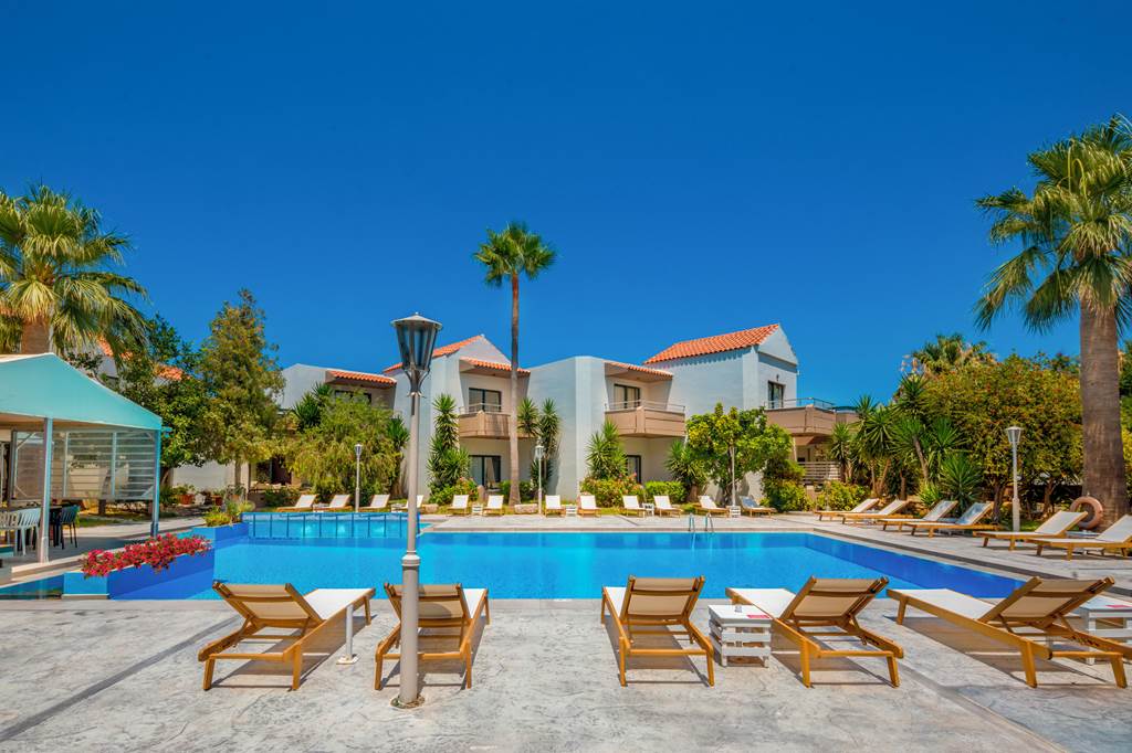 CHQ_80021_Nireas_Hotel_1224_12.jpg