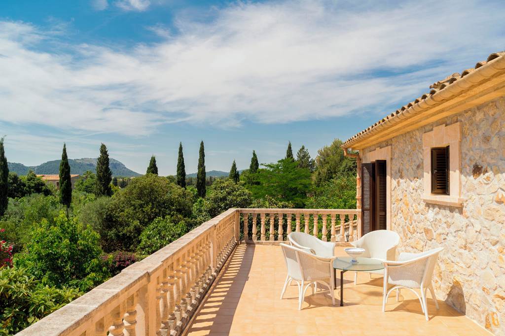 PMI_88300_Villa_Estern_1024_10.jpg