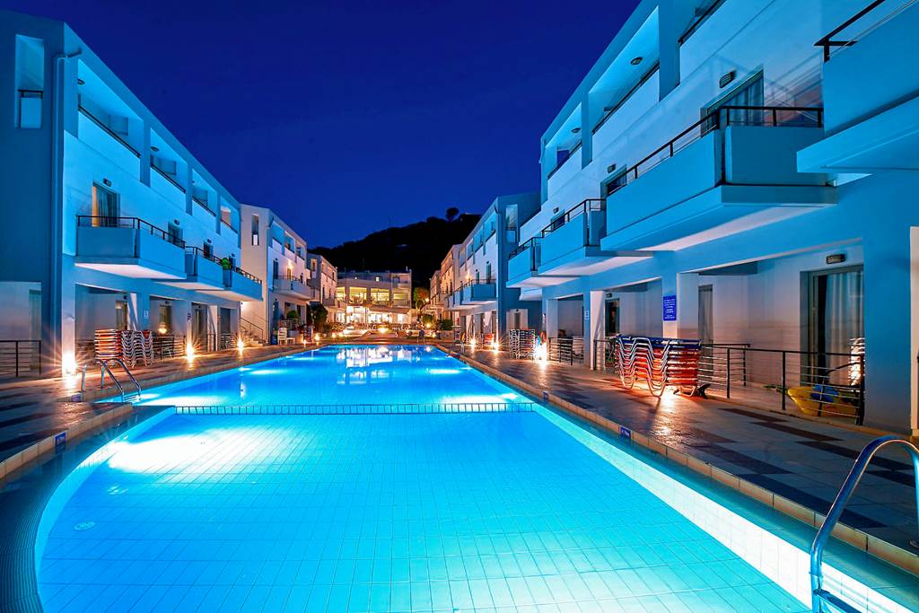 CHQ_83987_Sunrise_Village_Hotel_0822_09.jpg