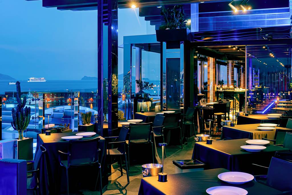 NAP_73363_Romeo_Hotel_0724_07.jpg