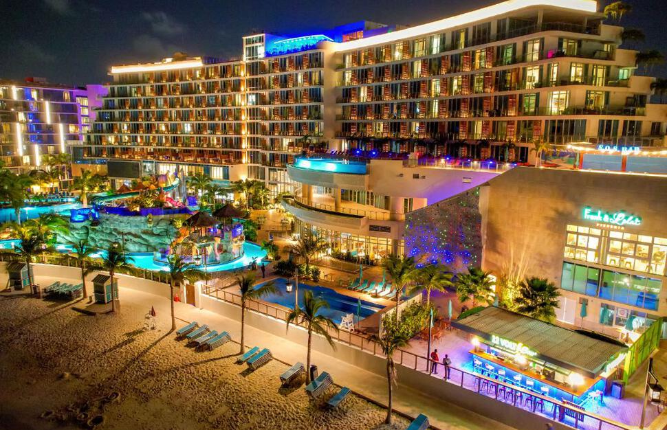 Margaritaville-Beach-Resort-Nassau-Bahamas-18.jpg