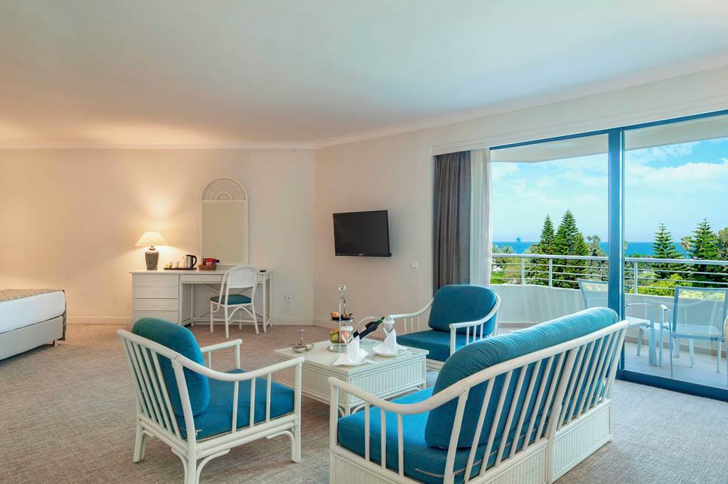 AYT_85685_Mirage_Park_Resort_0723_24.jpg
