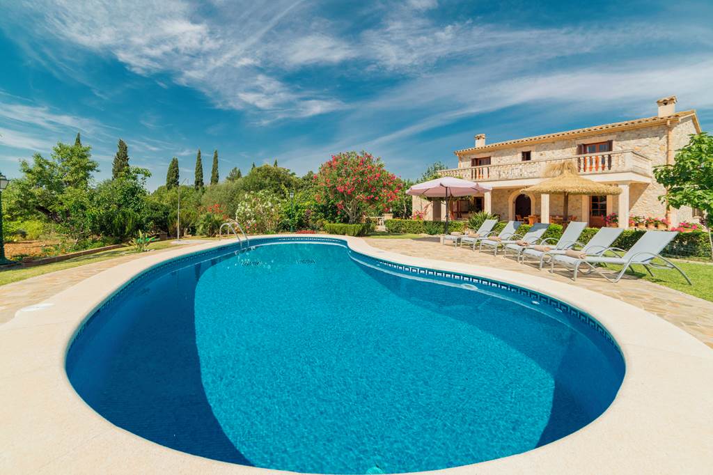 PMI_88300_Villa_Estern_1024_12.jpg
