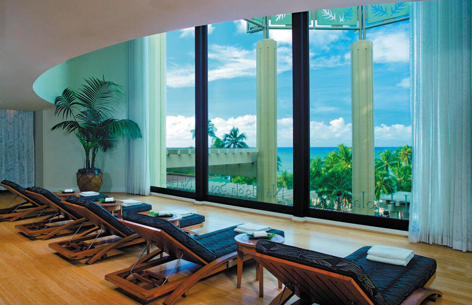 Hyatt-Regency-Waikiki-Beach-Resort-Spa-9.jpg