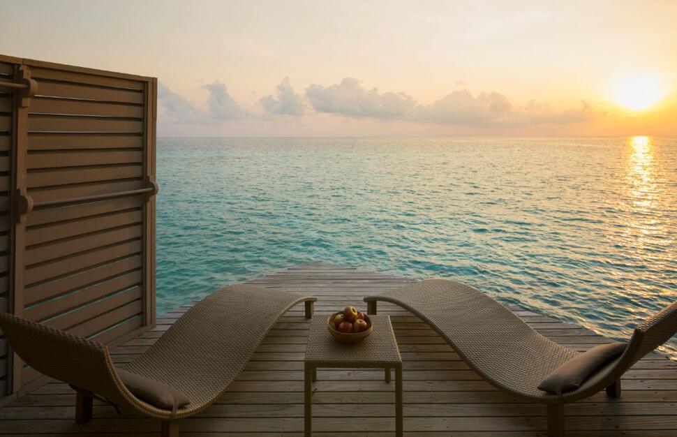 Centara-Ras-Fushi-Resort-Spa-8.jpg
