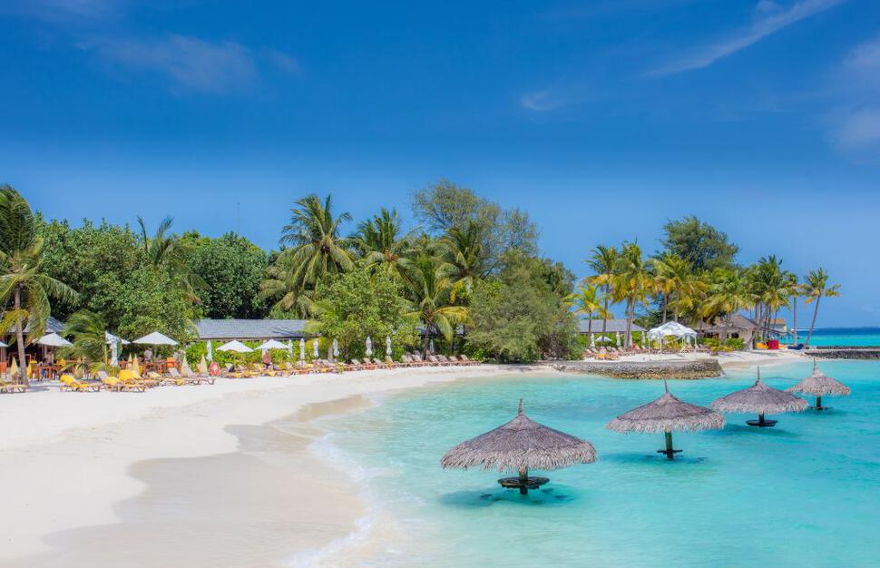 Centara-Ras-Fushi-Resort-Spa-14.jpg