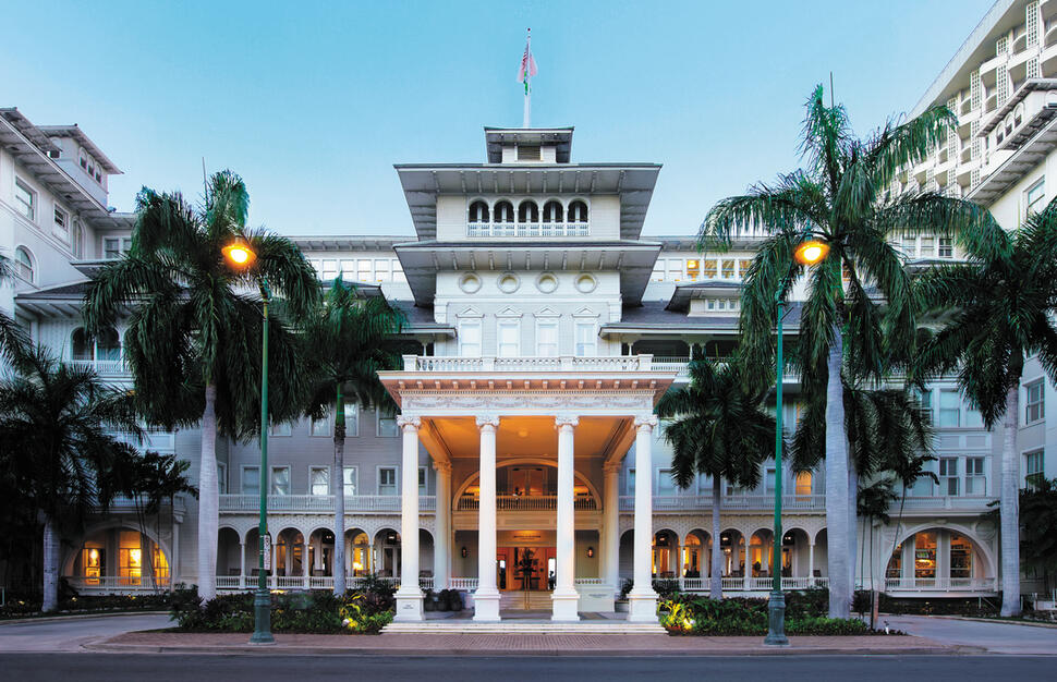 Moana-Surfrider-A-Westin-Resort-Spa-6.jpg