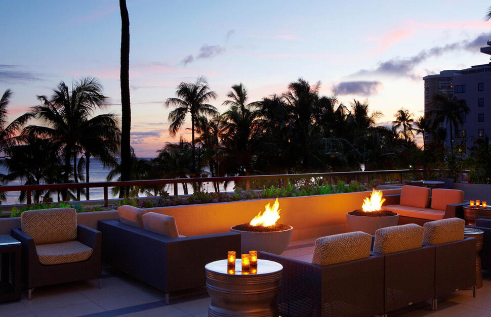 Hyatt-Regency-Waikiki-Beach-Resort-Spa-14.jpg