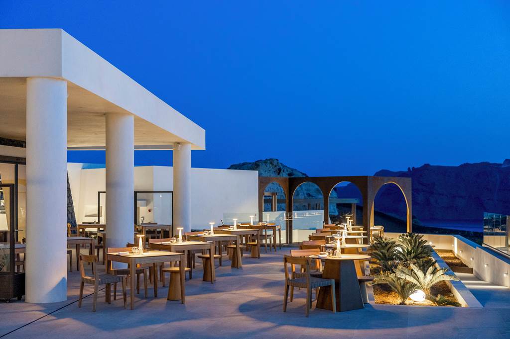 JTR_87167_Santo_Mine_Oia_Suites_1024_15.jpg