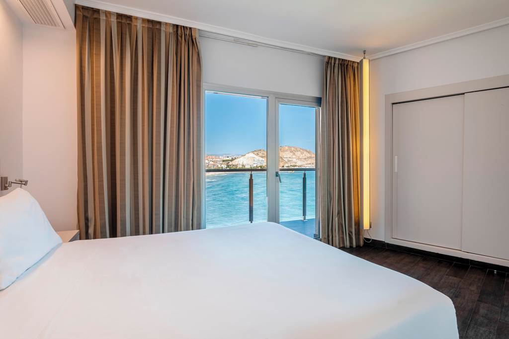 ALC_70734_Hotel_Spa_Porta_Maris_by_Melia_0623_02.jpg