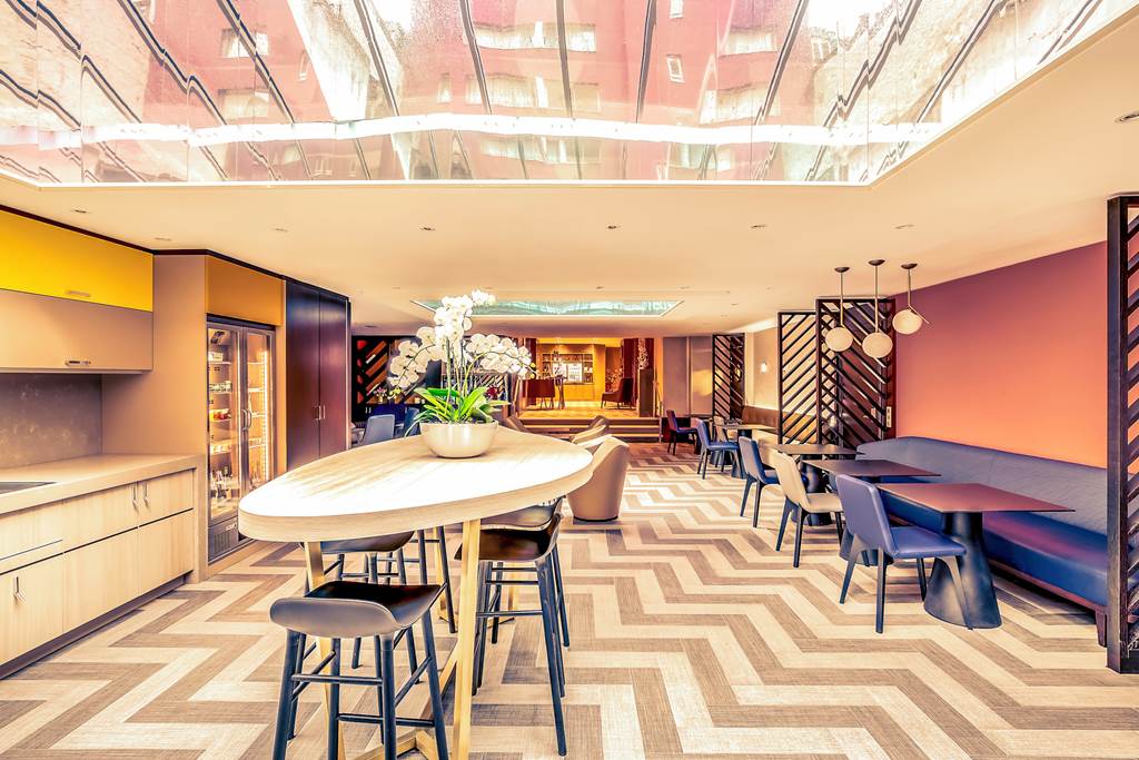 CDG_78663_Mercure_Paris_Arc_De_Triomphe_Etoile_0119_02.jpg