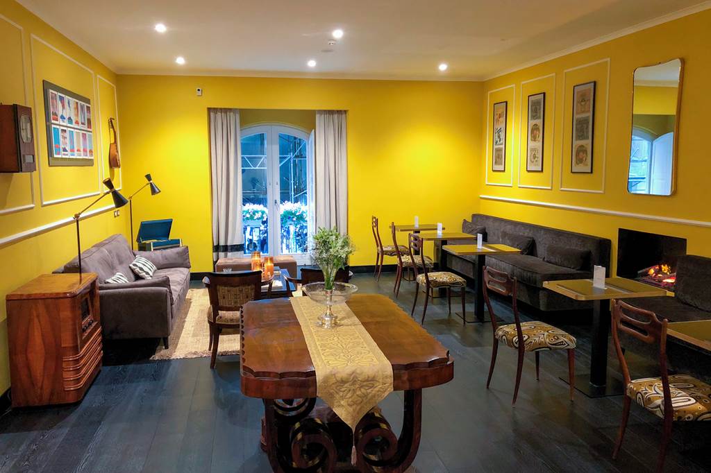 NAP_79287_Caruso_Place_Boutique_&_Wellness_Suites_0724_02.jpg