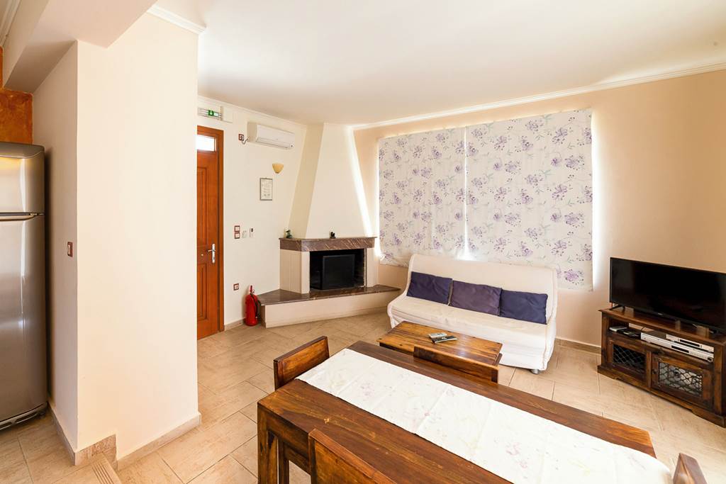 EFL_86169_Apolafsi_Studios_&_Apartments_0724_14.jpg