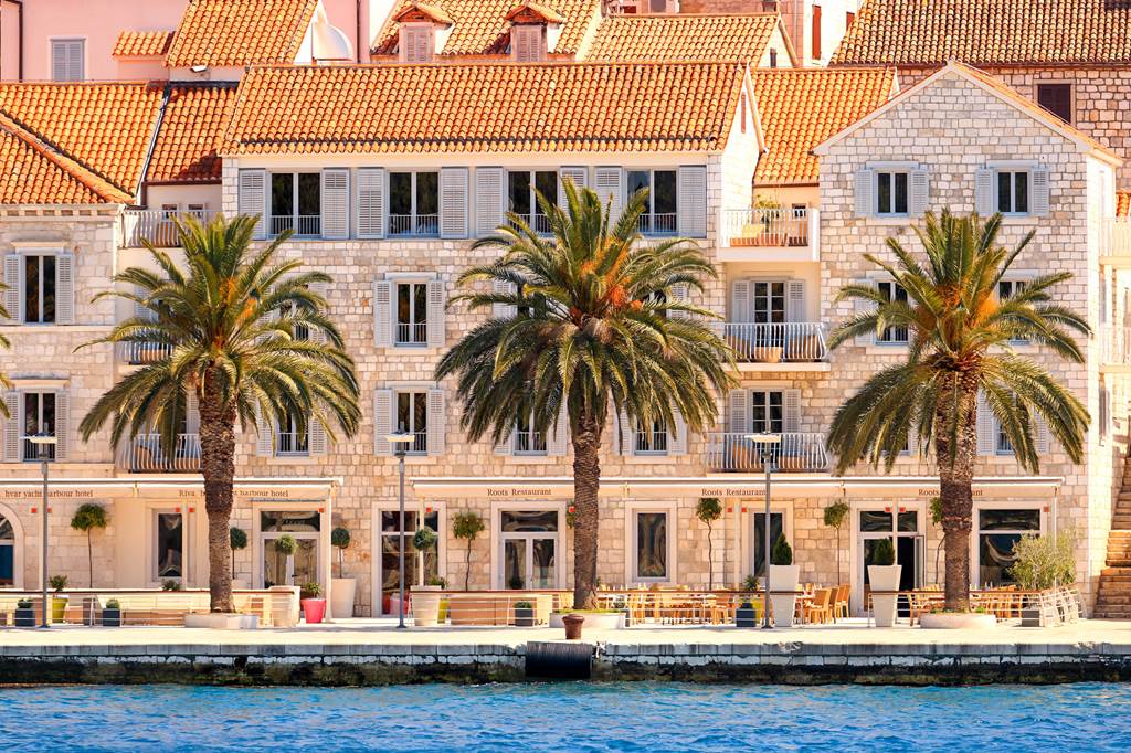 SPU_70984_Riva_Marina_Hvar_Hotel_0722_06.jpg