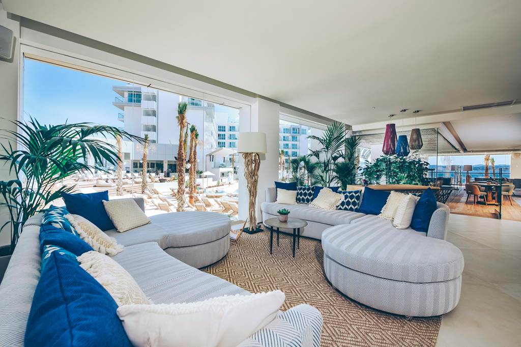 IBZ_79680_Amare_Beach_Hotel_Ibiza_0819_02.jpg