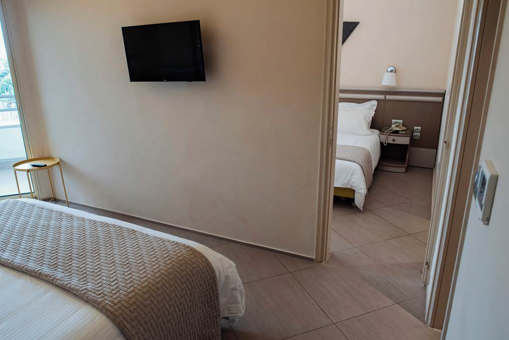 ATH_86524_Emmantina_Hotel_1123_01.jpg
