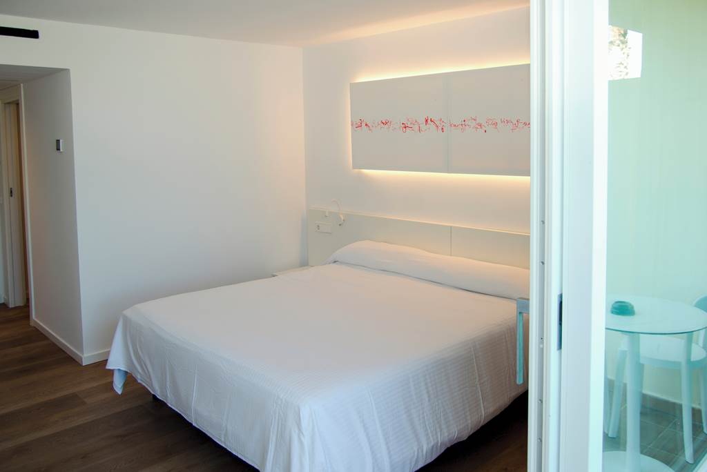 IBZ_71525_Hotel_Paraiso_Beach_by_Hoteles_Centric_0624_02.jpg