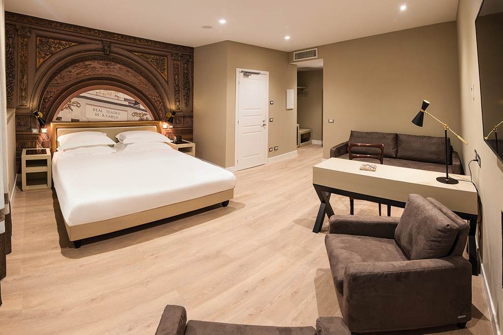 NAP_79287_Caruso_Place_Boutique_&_Wellness_Suites_0724_08.jpg
