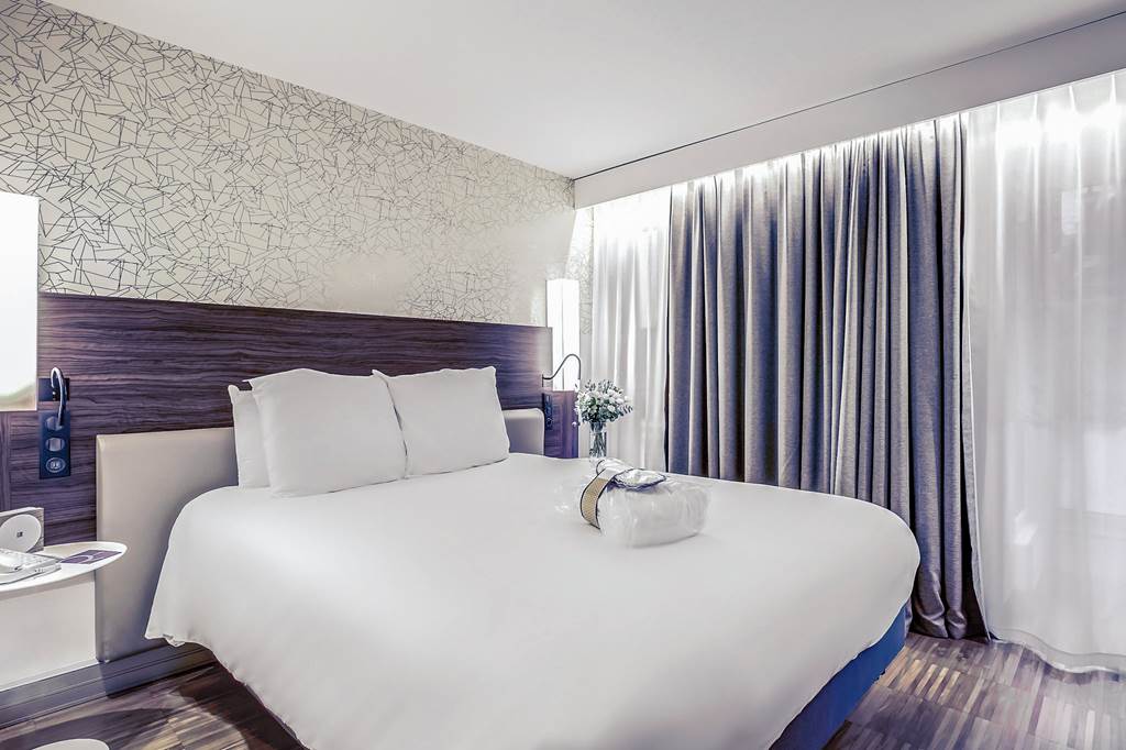 CDG_78663_Mercure_Paris_Arc_De_Triomphe_Etoile_0723_04.jpg