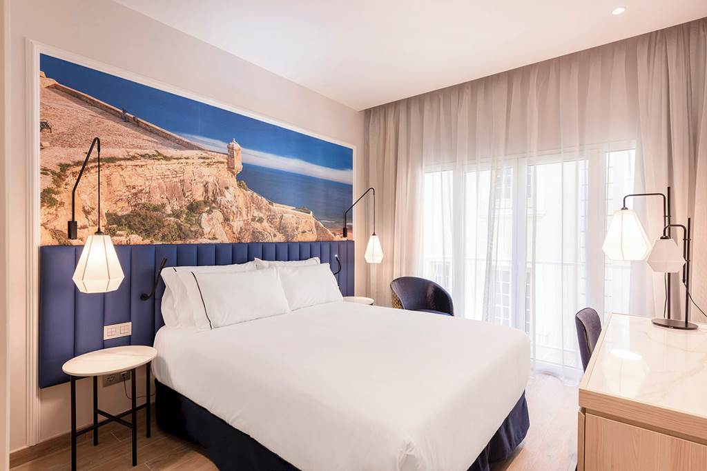 ALC_71265_Eurostars_Mediterranea_Plaza_0924_05.jpg