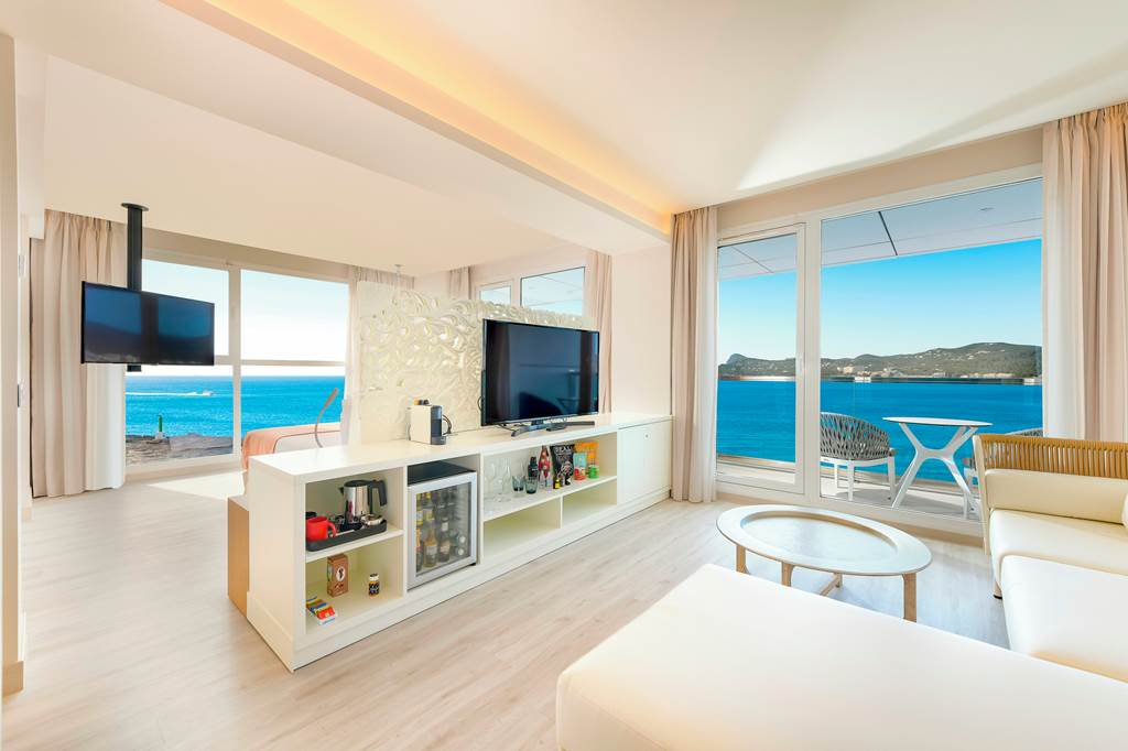 IBZ_79680_Amare_Beach_Hotel_Ibiza_0819_36.jpg