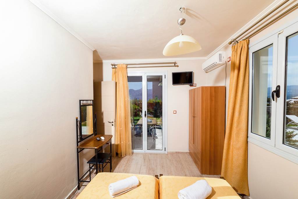 EFL_86169_Apolafsi_Studios_&_Apartments_0724_15.jpg