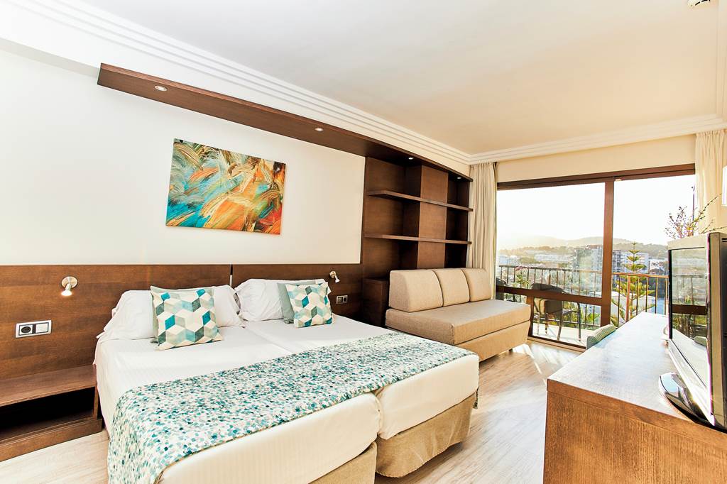 PMI_23_Leonardo_Royal_Hotel_Calvia_&_Suites_formerly_Alua_Hawaii_Mallorca_0423_16.jpg