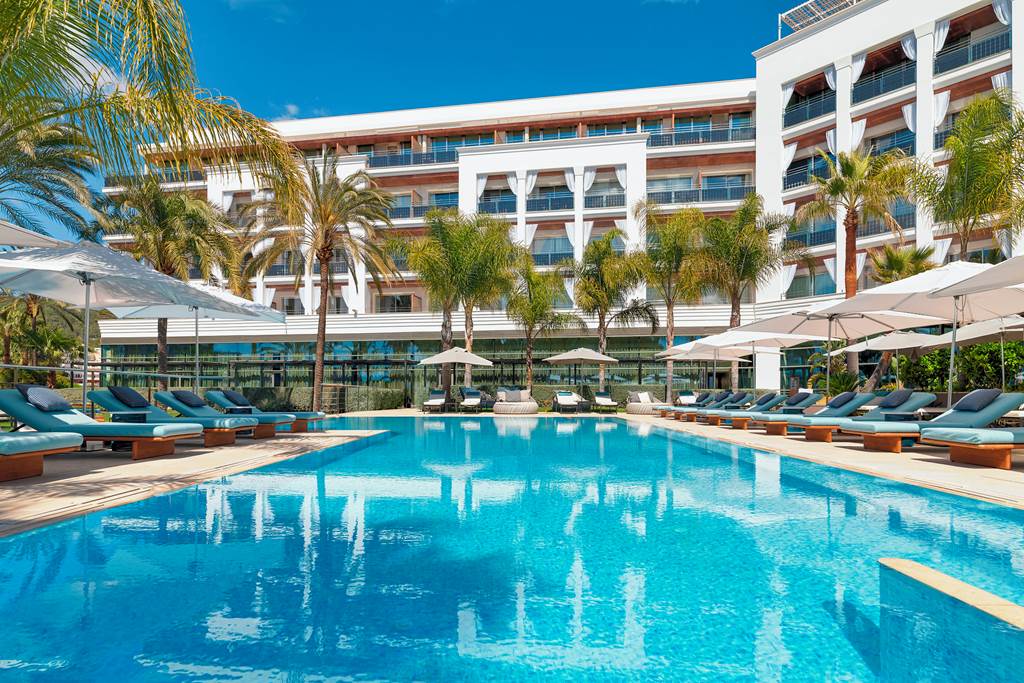 IBZ_70042_Aguas_de_Ibiza_Grand_Luxe_Hotel_0821_03.jpg