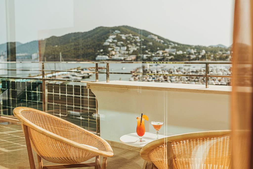 IBZ_70042_Aguas_de_Ibiza_Grand_Luxe_Hotel_0424_01.jpg