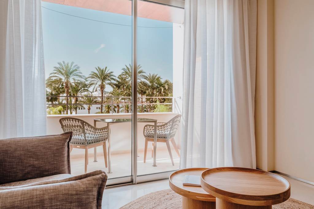 IBZ_70042_Aguas_de_Ibiza_Grand_Luxe_Hotel_1224_03.jpg