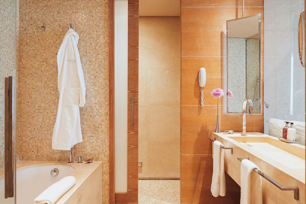 IBZ_70042_Aguas_de_Ibiza_Grand_Luxe_Hotel_0424_11.jpg