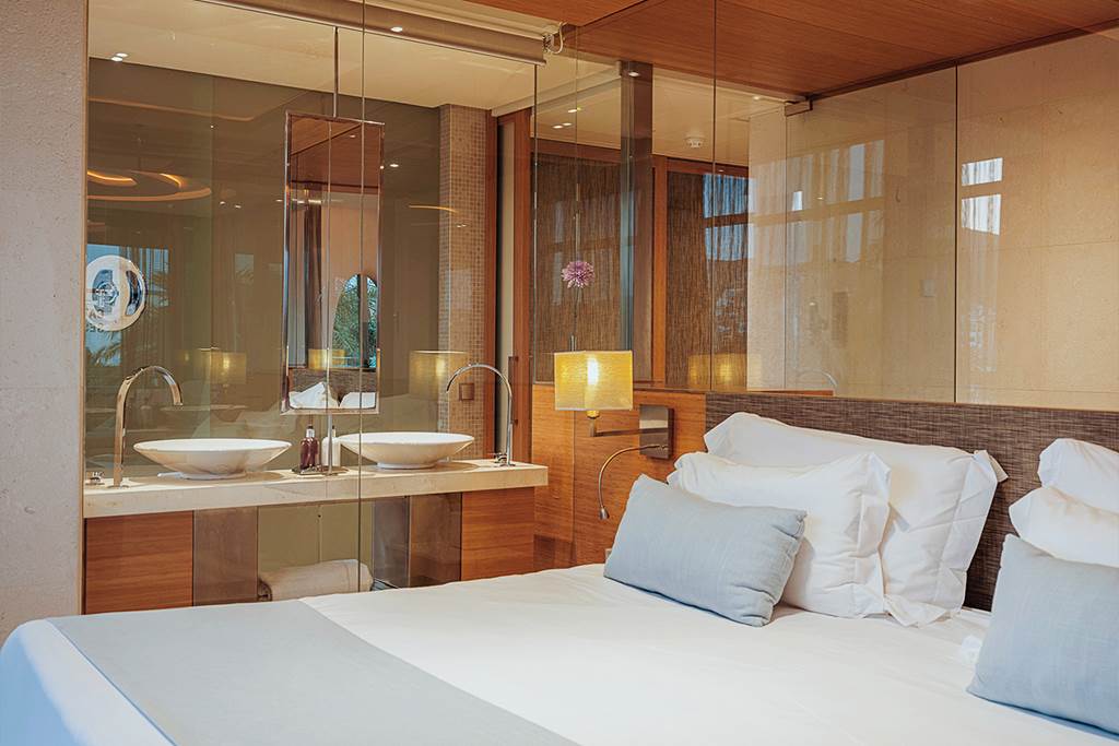 IBZ_70042_Aguas_de_Ibiza_Grand_Luxe_Hotel_0424_24.jpg