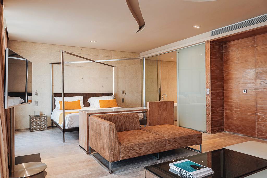 IBZ_70042_Aguas_de_Ibiza_Grand_Luxe_Hotel_0424_09.jpg