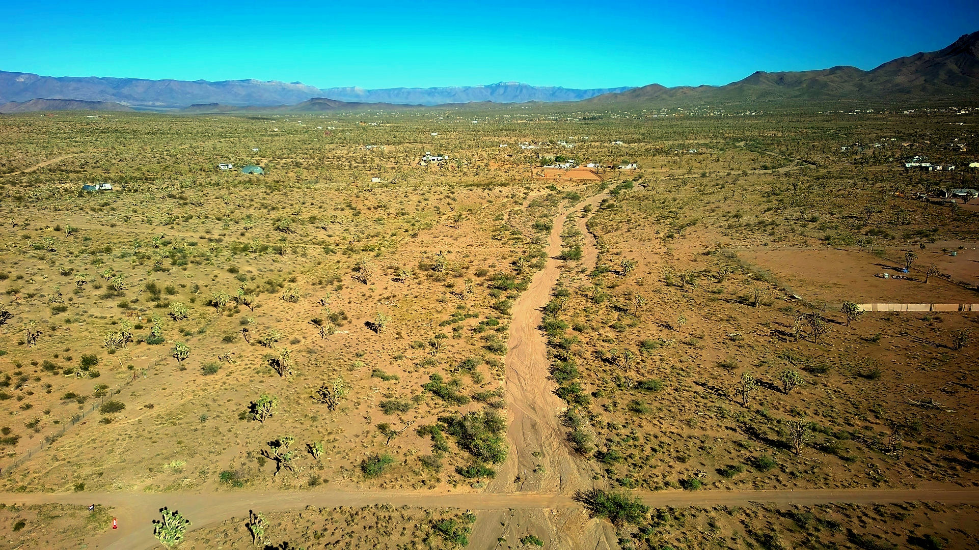 Shotcut_00_00_41_441_DESERT.png