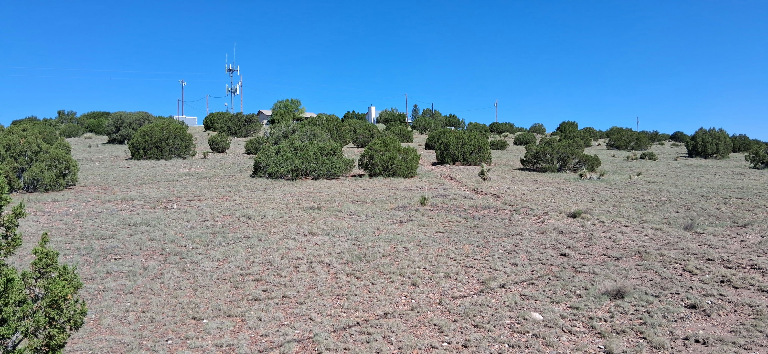 201-27-337-338 NW view from NW corner.jpg