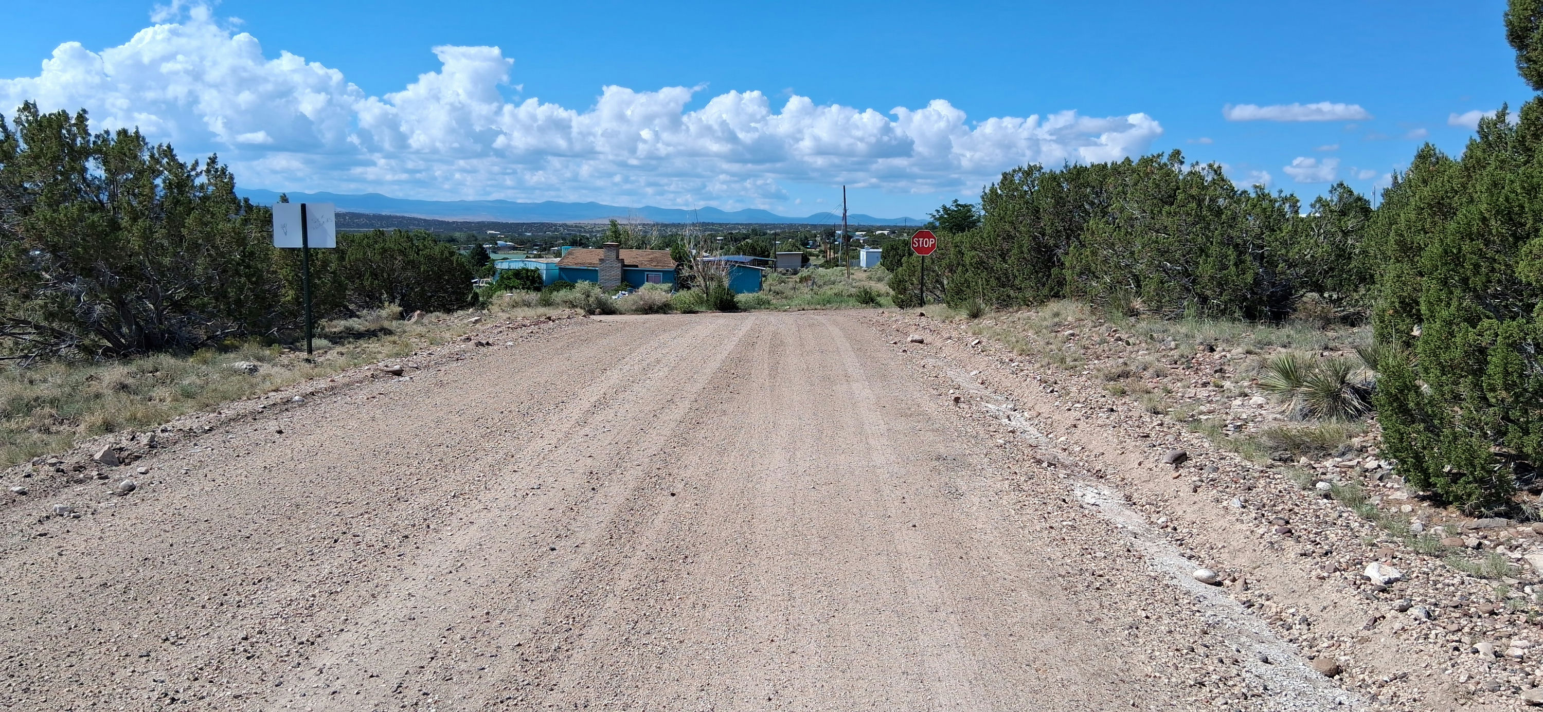 201-27-337-338 Navajo Rd facing south.jpg