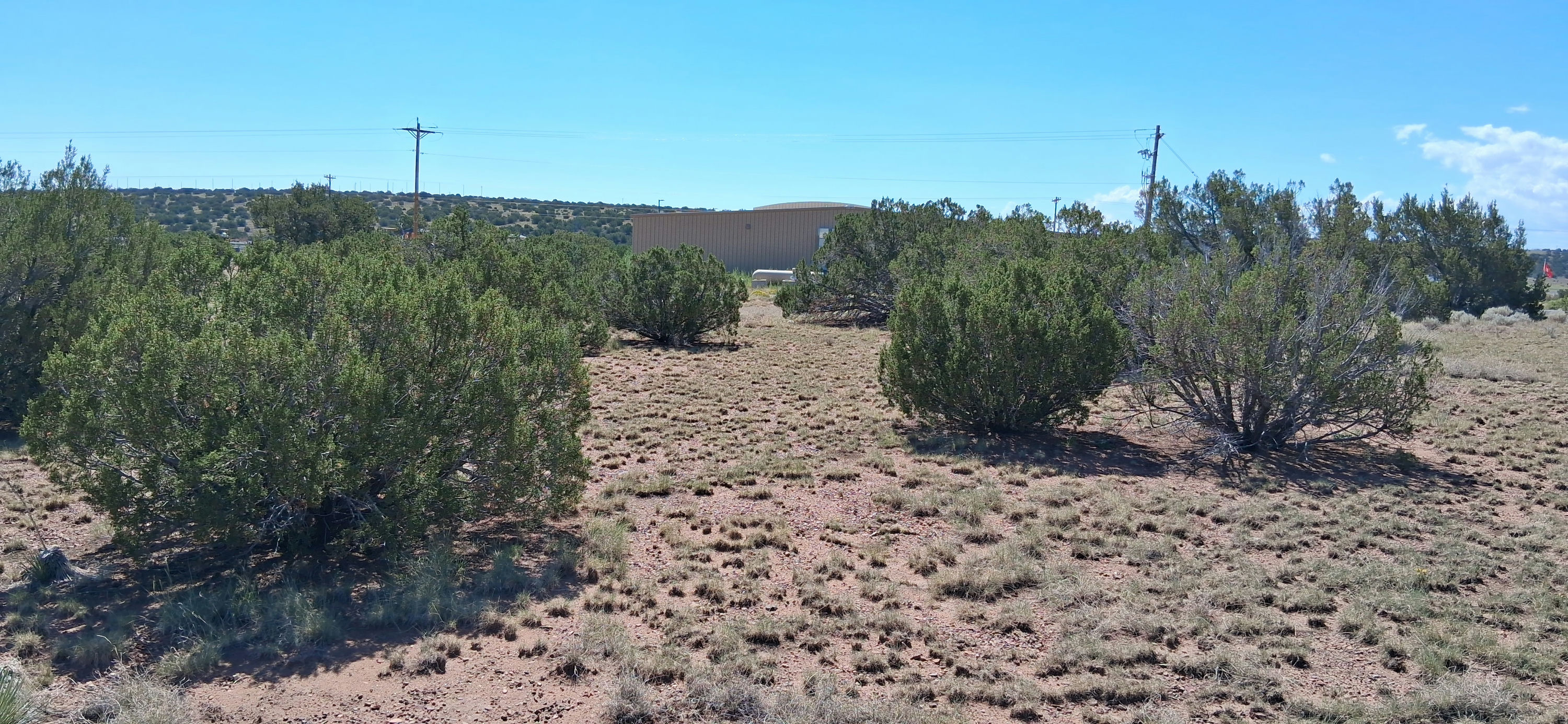 201-27-256-257 East view.jpg