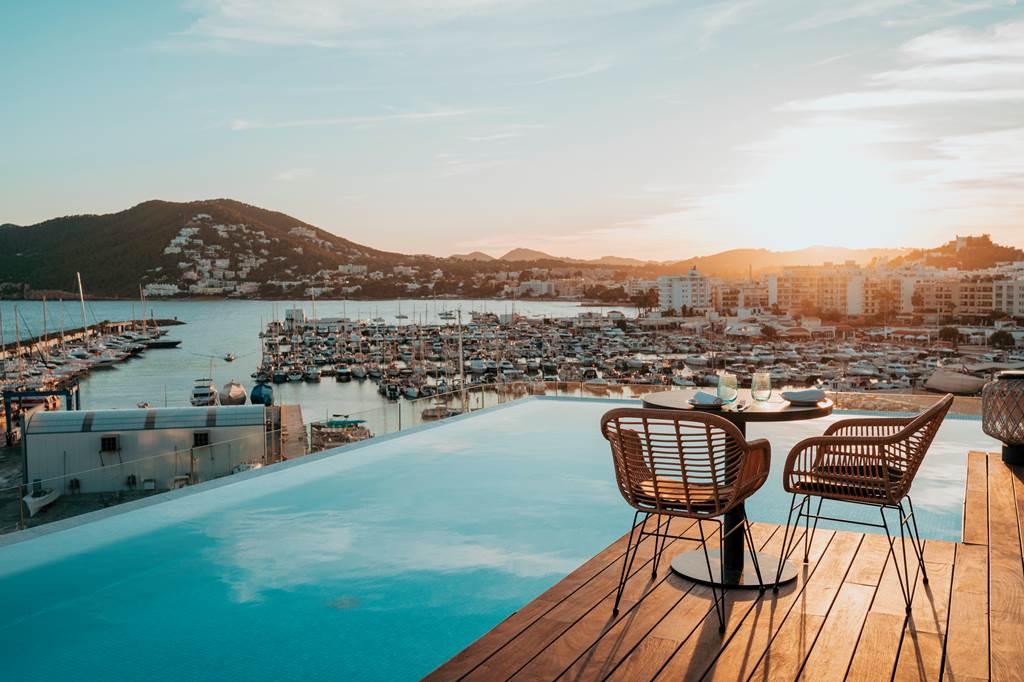 IBZ_70042_Aguas_de_Ibiza_Grand_Luxe_Hotell_0424_65.jpg