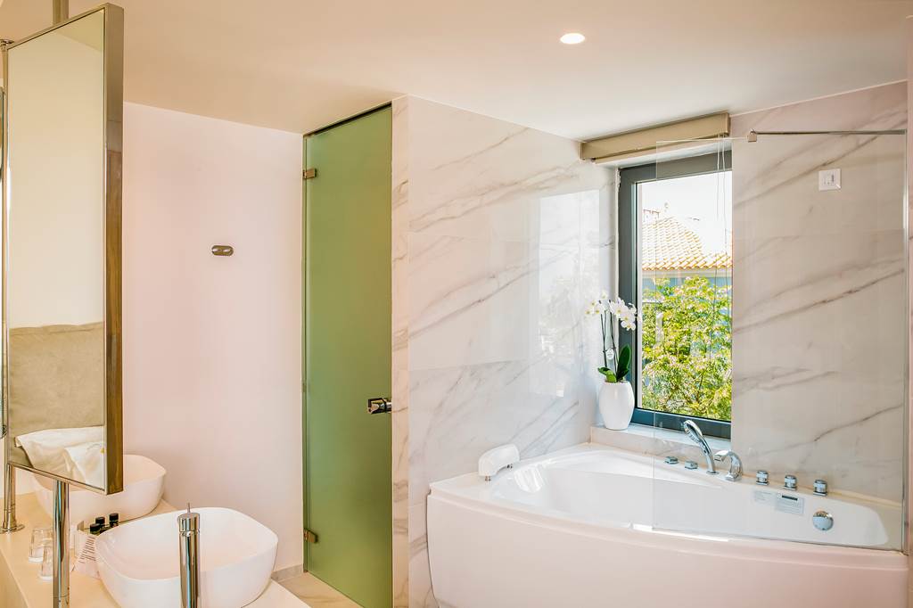 SMI_89250_Samian_Mare_Hotel_Suite_&_Spa_0325_62.jpg