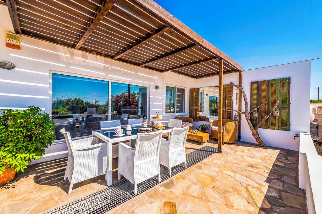 RHO_79815_Villa_Afantou_Beach_Villa_0119_19.jpg