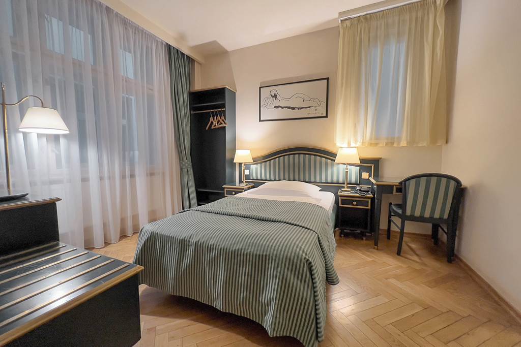 PRG_77383_Elysee_1223_01.jpg