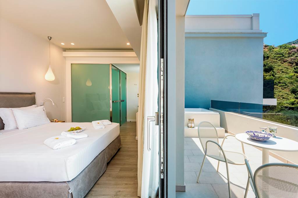 SMI_89250_Samian_Mare_Hotel_Suite_&_Spa_0325_114.jpg