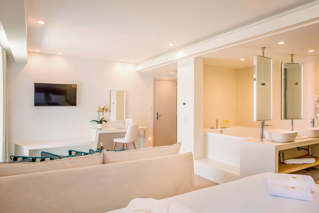 SMI_89250_Samian_Mare_Hotel_Suite_&_Spa_0325_118.jpg