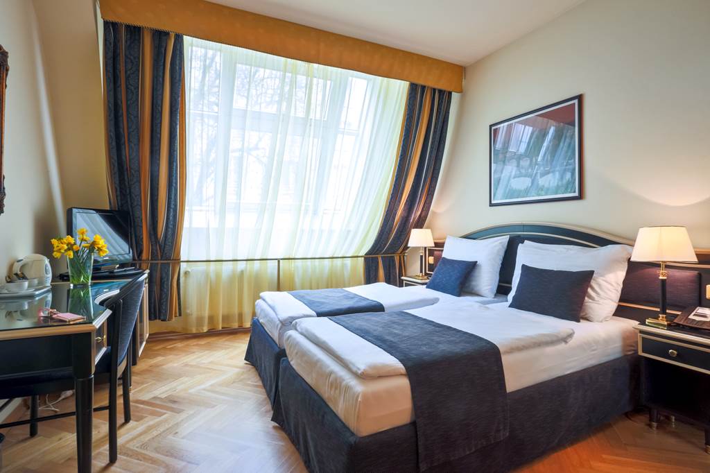 PRG_77383_Elysee_0218_02.jpg
