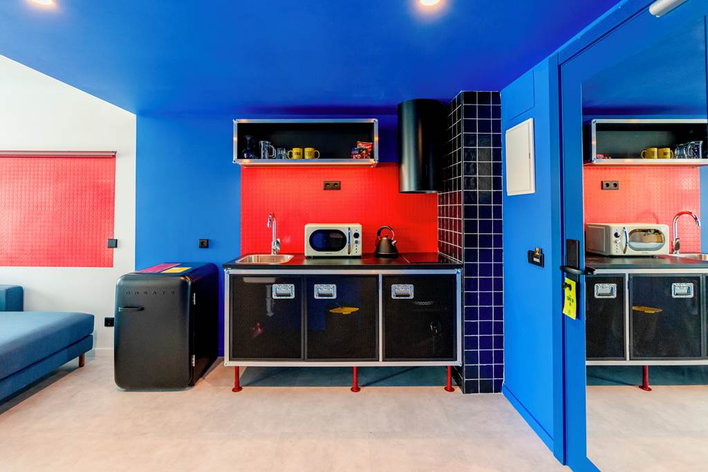 IBZ_84119_Ryan's_Lola_Ibiza_0424_05.jpg