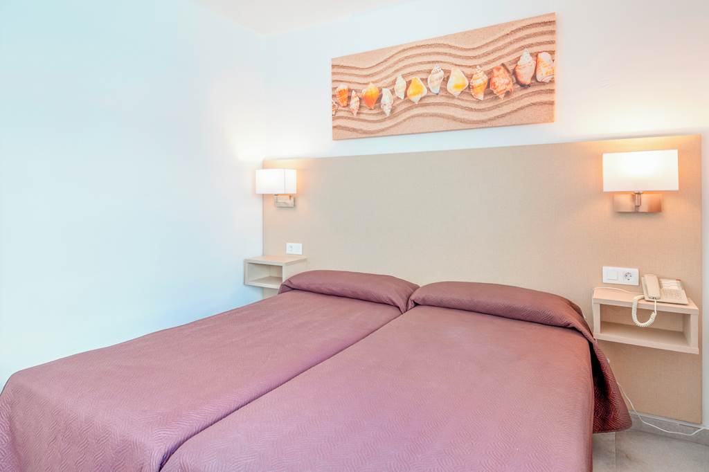 ACE_332_Oasis_Apartments_THe_Home_Collection_0822_05.jpg