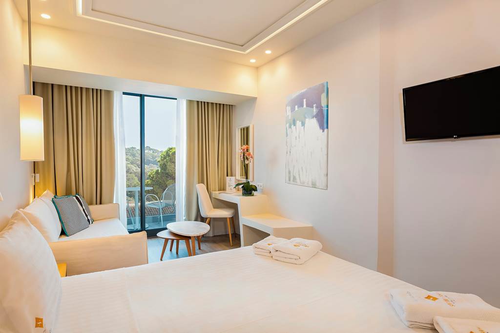 SMI_89250_Samian_Mare_Hotel_Suite_&_Spa_0325_111.jpg